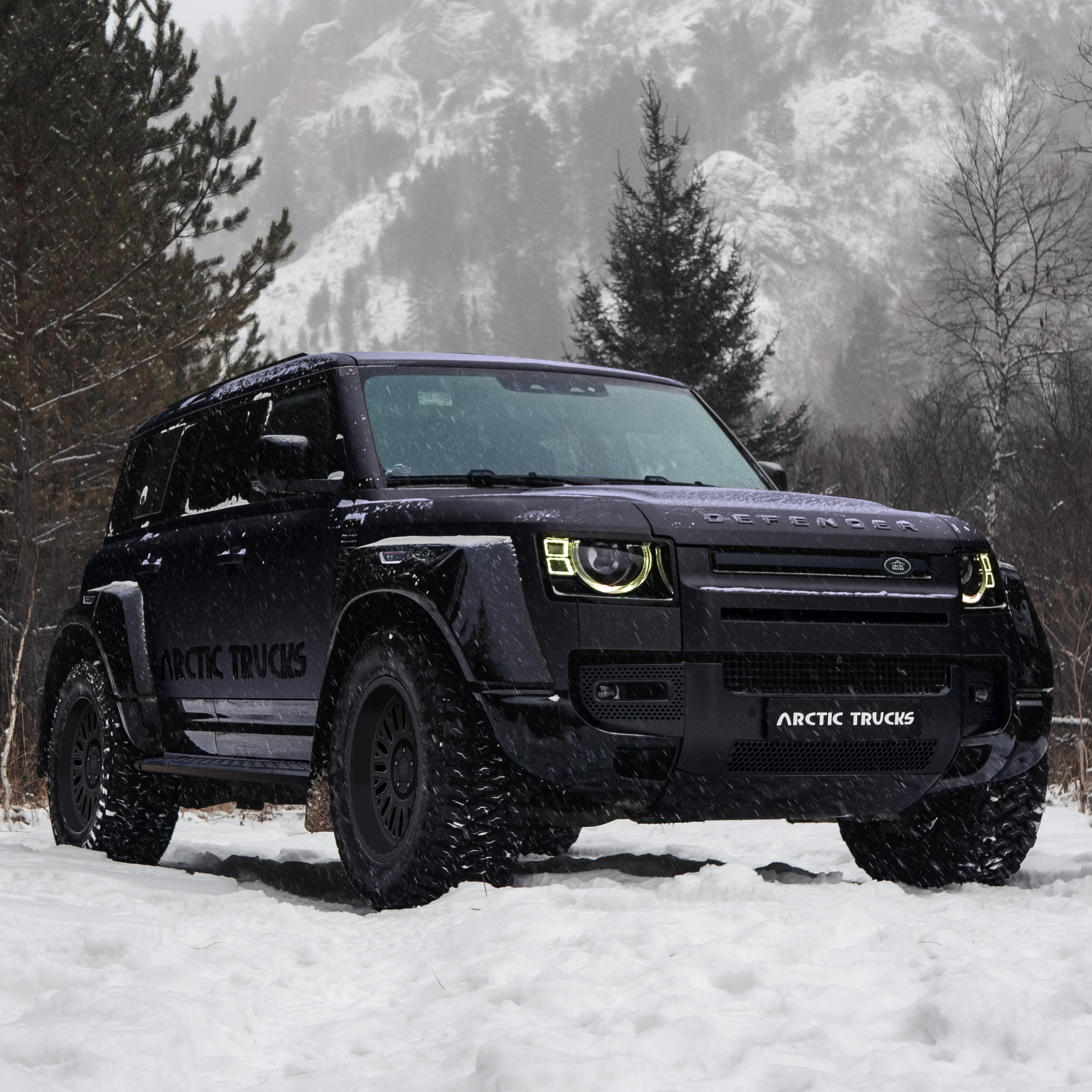 Land Rover Defender AT35 Conversion - Image 4